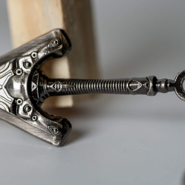 Laura's Greatsword WP-02 Keychain